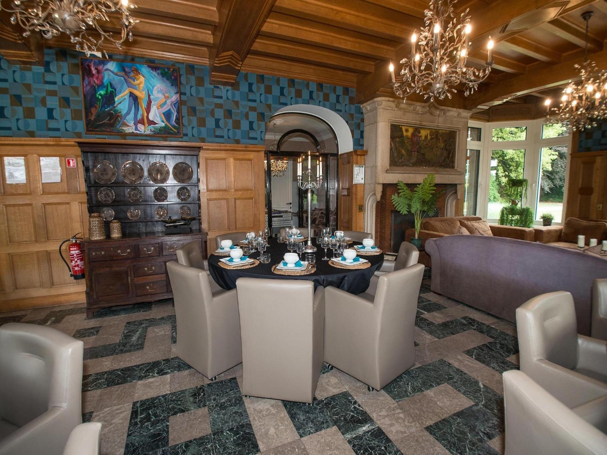 Luxurious Castle With Hot Tub In The Belgian Villa Jamoigne Exteriör bild