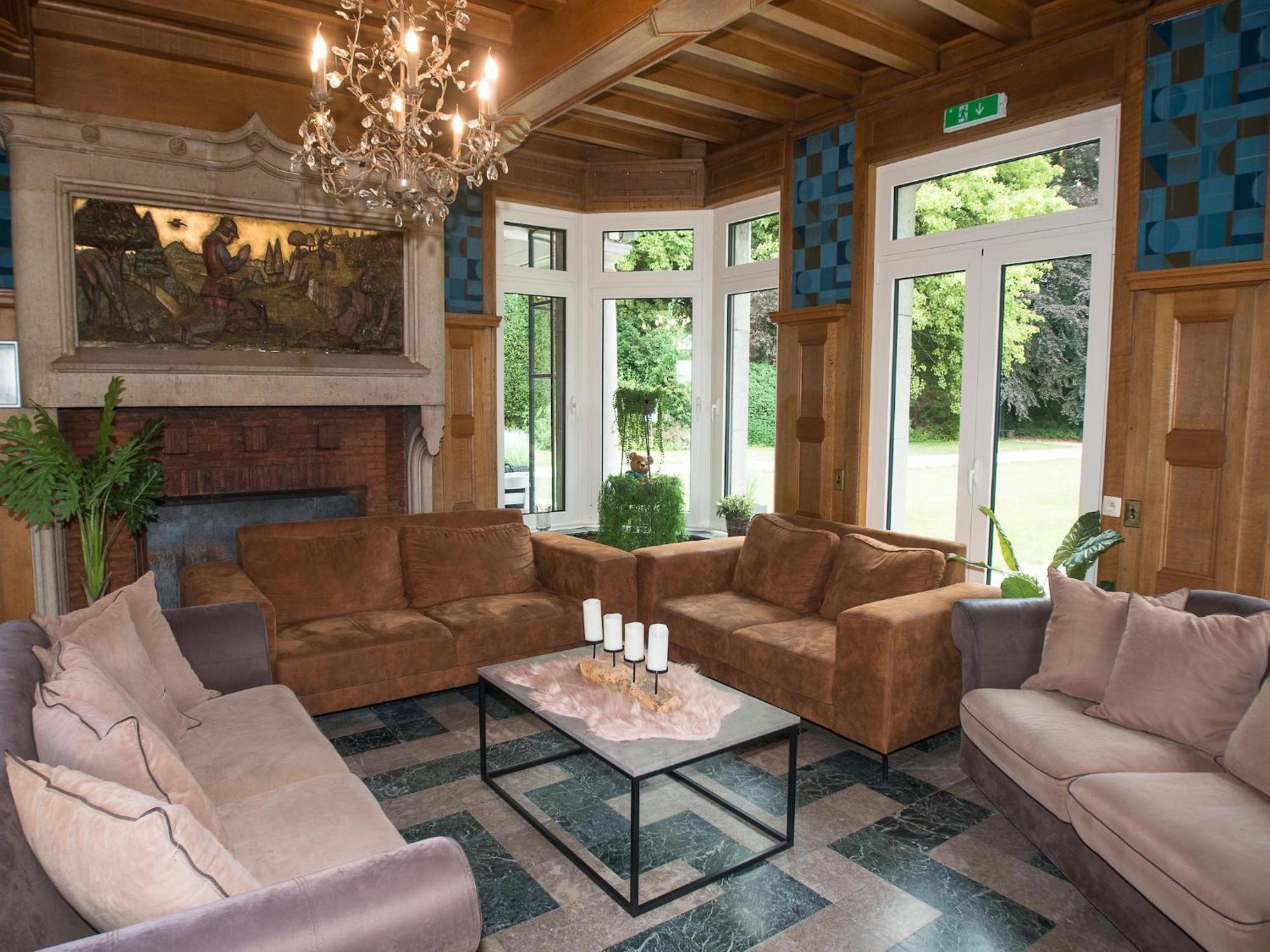 Luxurious Castle With Hot Tub In The Belgian Villa Jamoigne Exteriör bild
