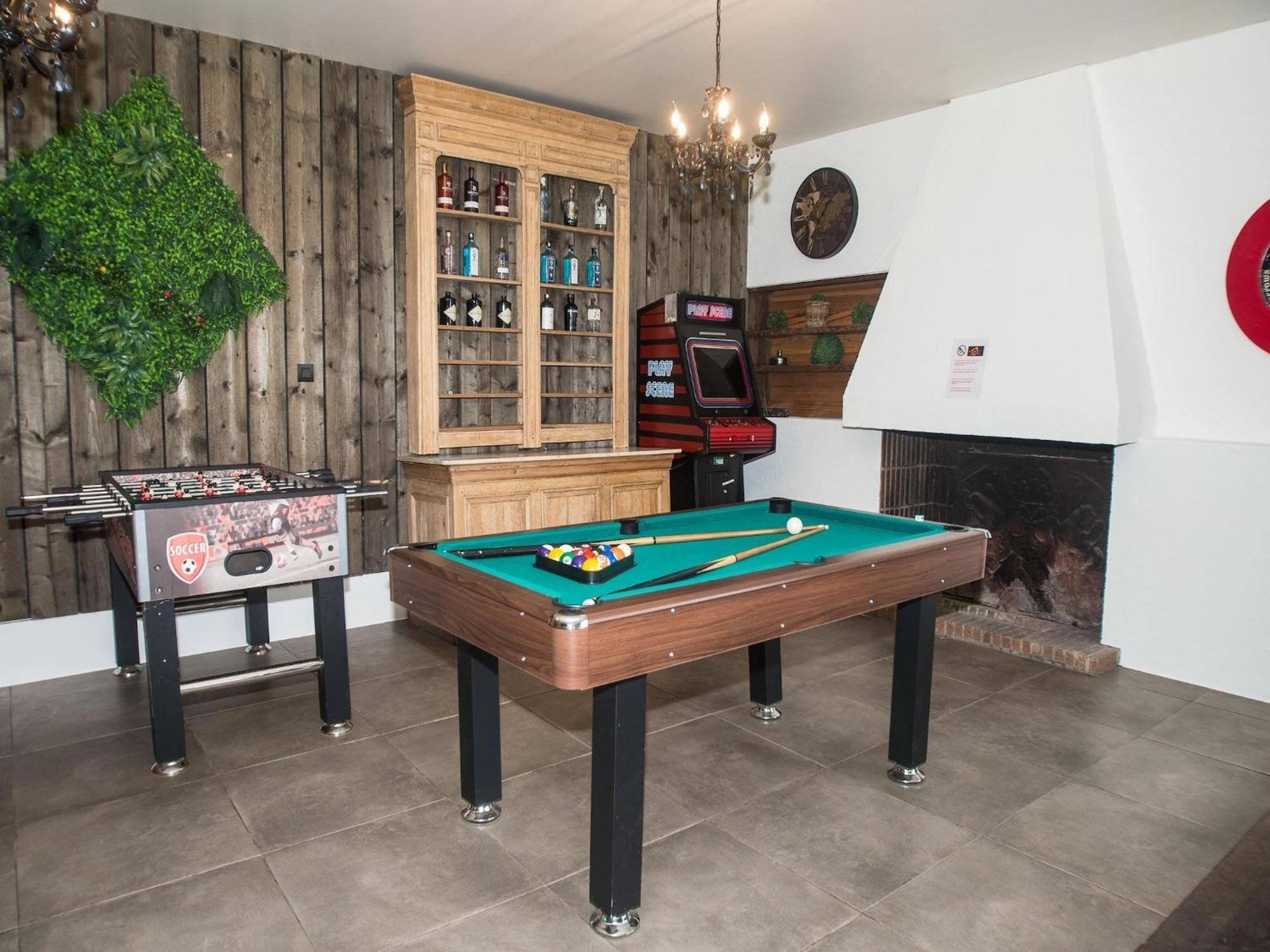 Luxurious Castle With Hot Tub In The Belgian Villa Jamoigne Exteriör bild