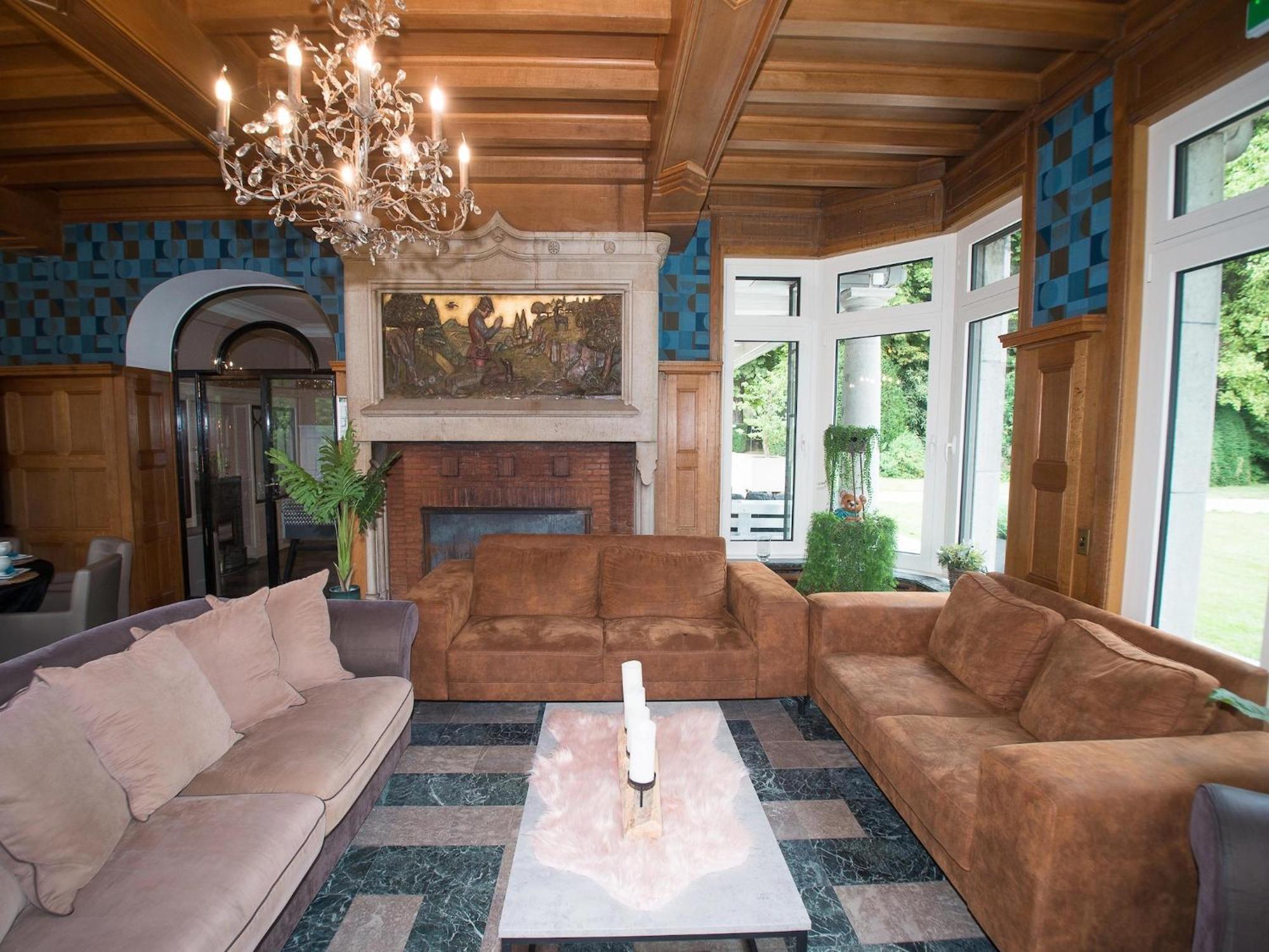 Luxurious Castle With Hot Tub In The Belgian Villa Jamoigne Exteriör bild