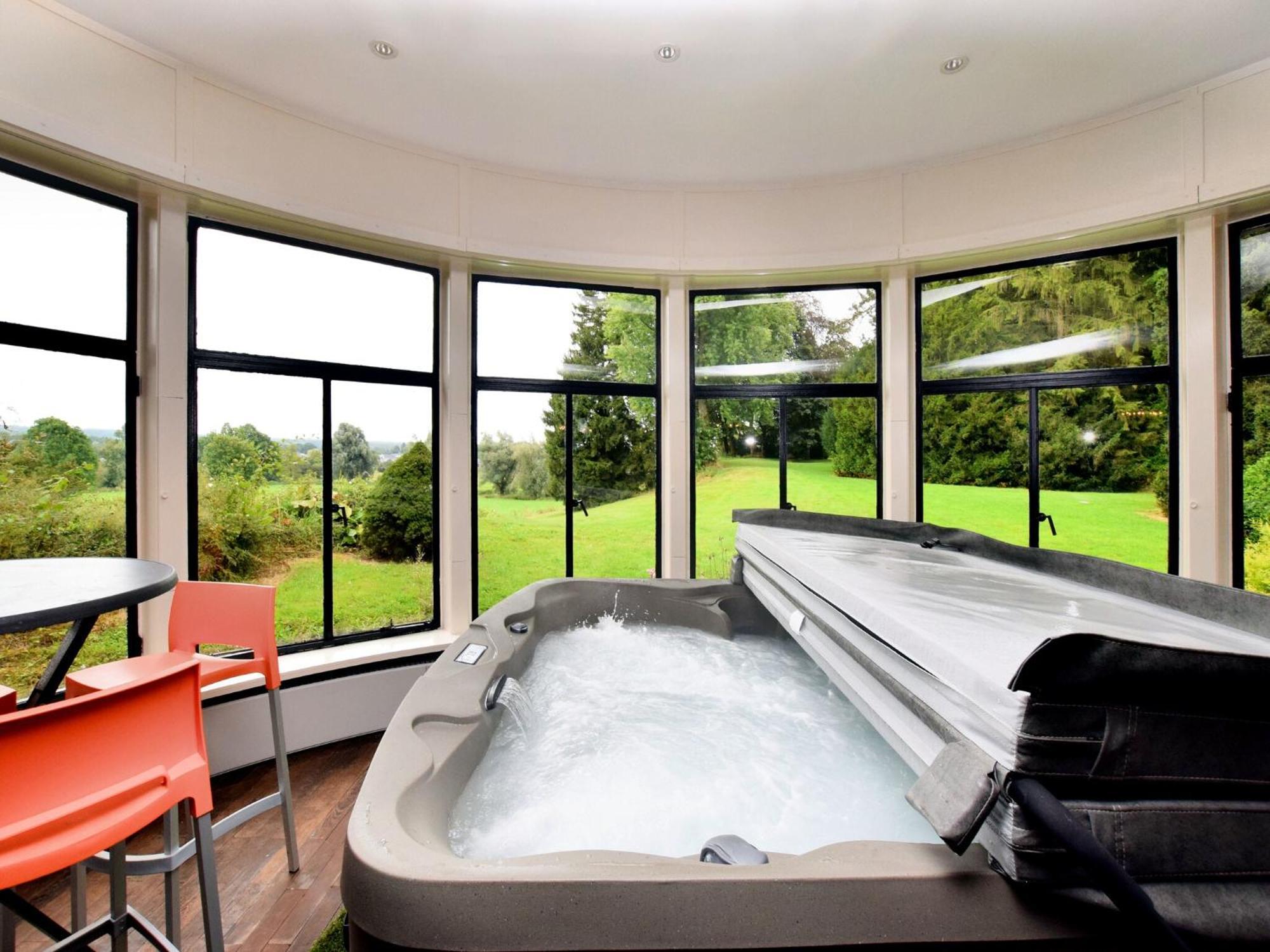 Luxurious Castle With Hot Tub In The Belgian Villa Jamoigne Exteriör bild