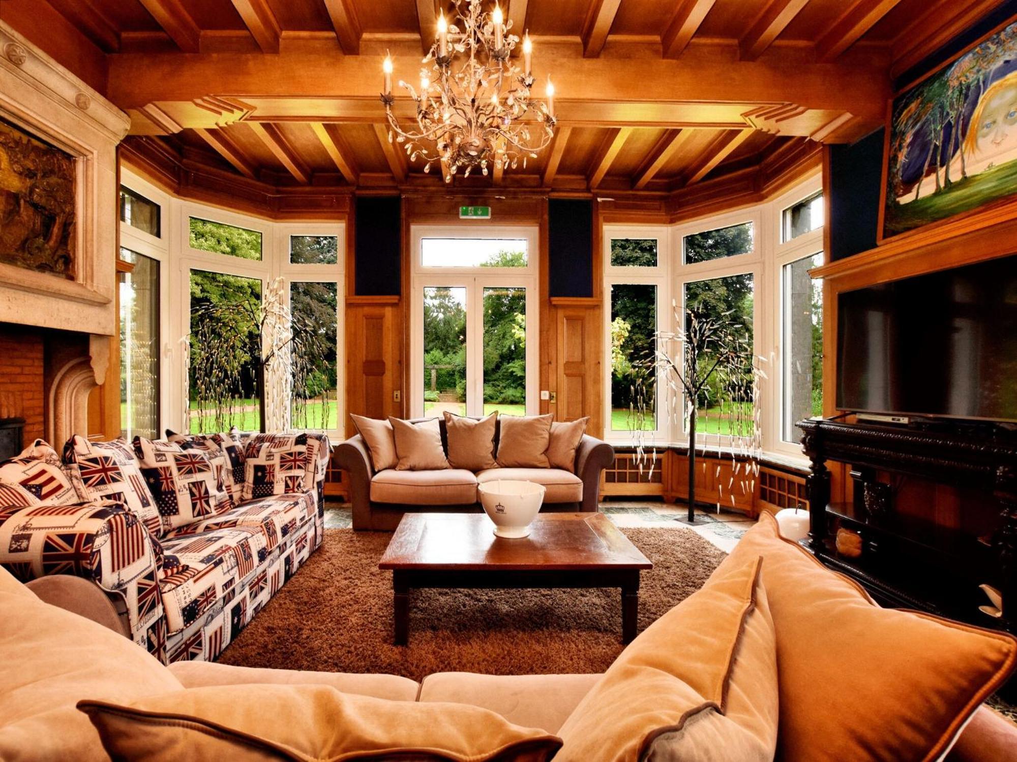 Luxurious Castle With Hot Tub In The Belgian Villa Jamoigne Exteriör bild